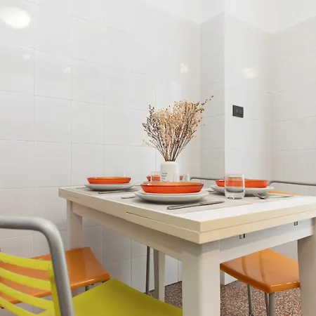 9min Centro E Stazione Ferroviaria Γένοβα