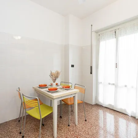 9min Centro E Stazione Ferroviaria * Γένοβα