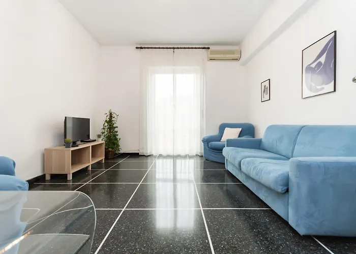 9min Centro E Stazione Ferroviaria דירה *