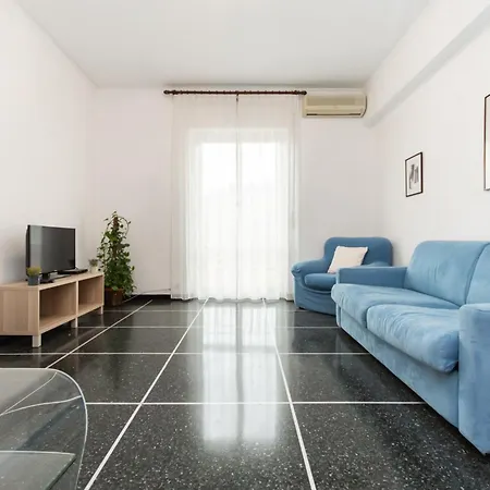 9min Centro E Stazione Ferroviaria Apartment *