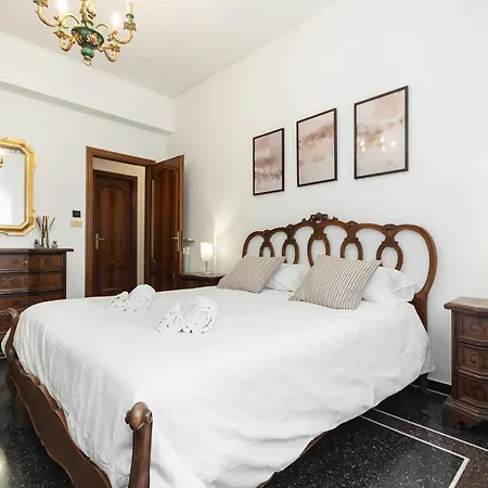 9min Centro E Stazione Ferroviaria Apartment