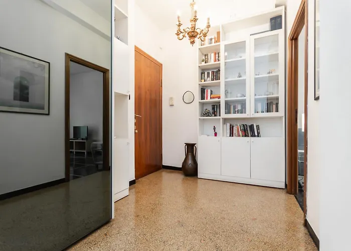 アパート 9min Centro E Stazione Ferroviaria ジェノヴァ